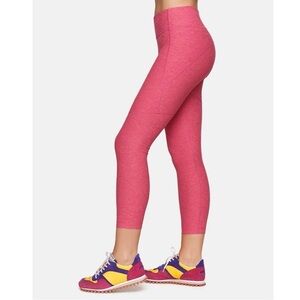 NWT, Outdoor Voices 3/4 Warmup Leggings in Flamingo Pink, Size Small